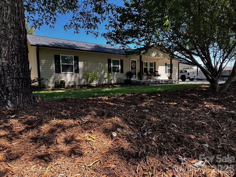 4722 Chapel Rd, Maiden, NC 28650
