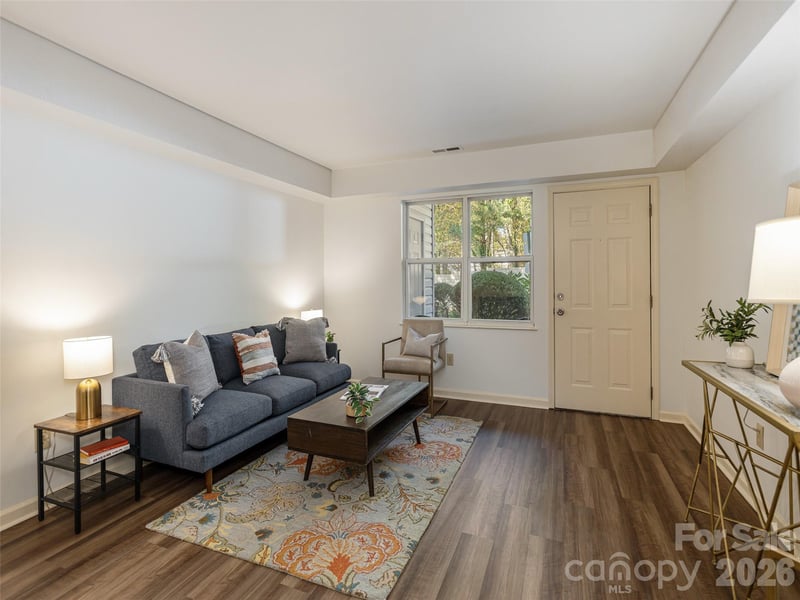 702 Carlyle Way, Asheville, NC 28803