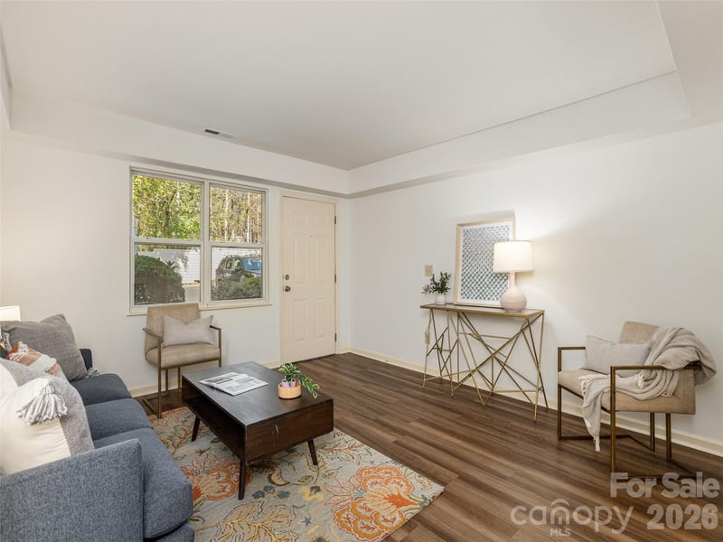 702 Carlyle Way, Asheville, NC 28803