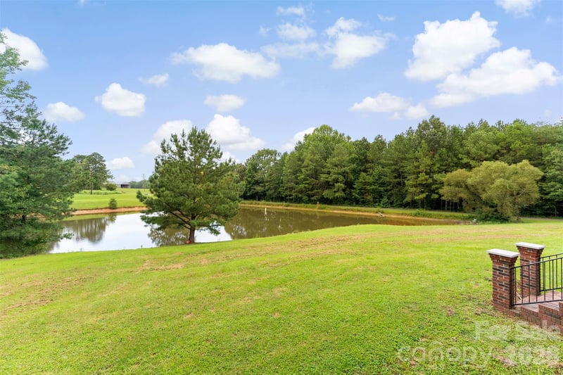 908 Ramseur Rd, Bessemer City, NC 28016