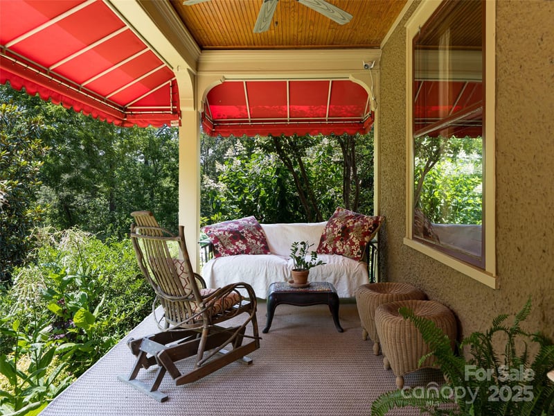 9 West Street Extension, Asheville, NC 28801