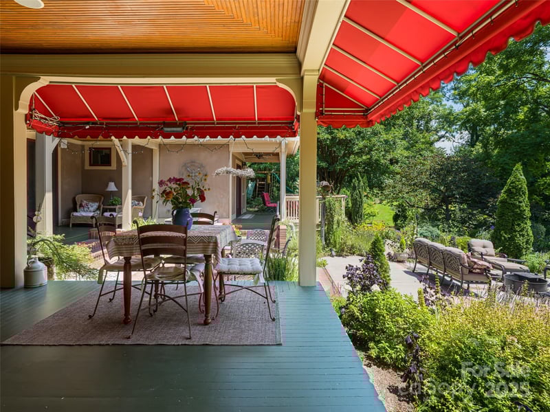 9 West Street Extension, Asheville, NC 28801