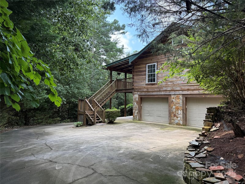66 Ashlyn Ln, Tryon, NC 28782