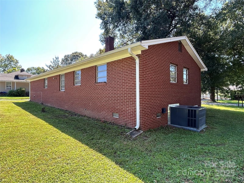 2218 5th Ave, Gastonia, NC 28052