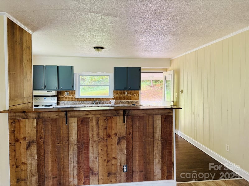 126 Penguin Ln, Statesville, NC 28625