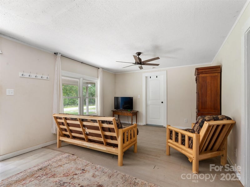 1343 Solen Williams Rd, Tryon, NC 28782