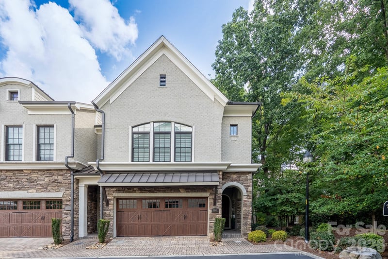 5041 Vernet Ln, Charlotte, NC 28210