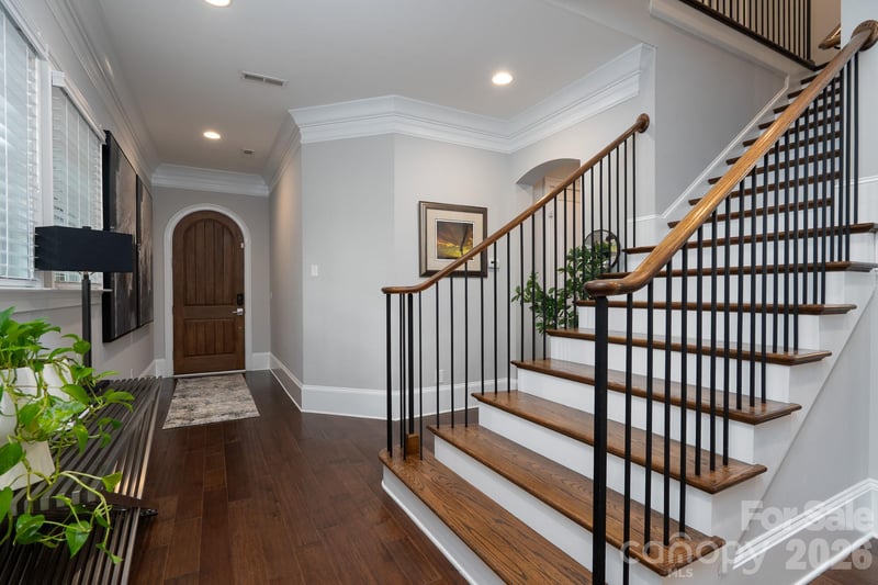 5041 Vernet Ln, Charlotte, NC 28210