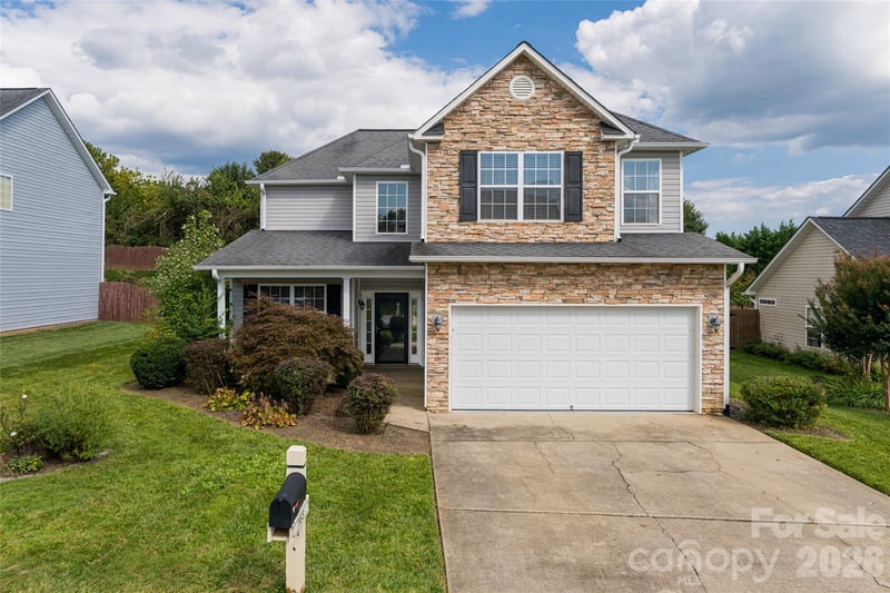 163 Yadkin Rd, Fletcher, NC 28732