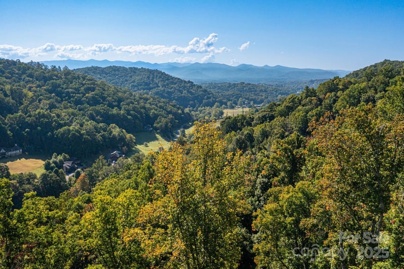 300 Running Deer Ln #70, Mars Hill, NC 28754