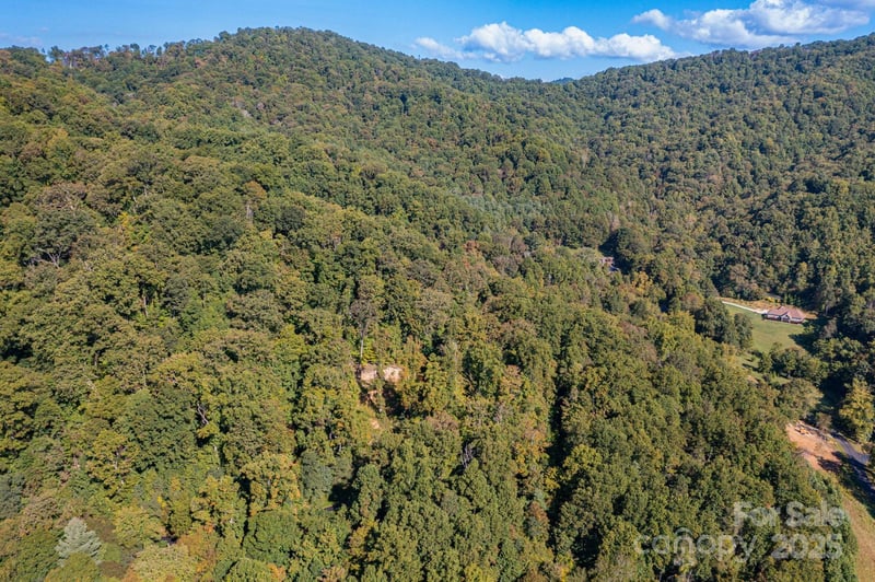 300 Running Deer Ln #70, Mars Hill, NC 28754