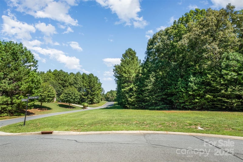 3000 Ashwood Pk, Belmont, NC 28012