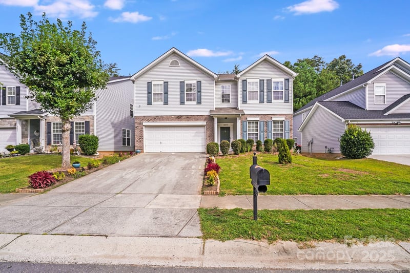16035 Long Talon Way, Charlotte, NC 28278