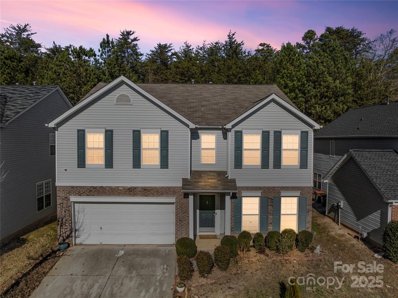 16035 Long Talon Way, Charlotte, NC 28278