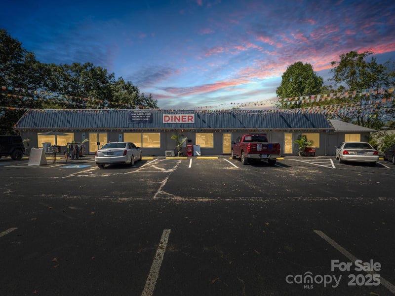 4768 Us 221a Hw, Mooresboro, NC 28114