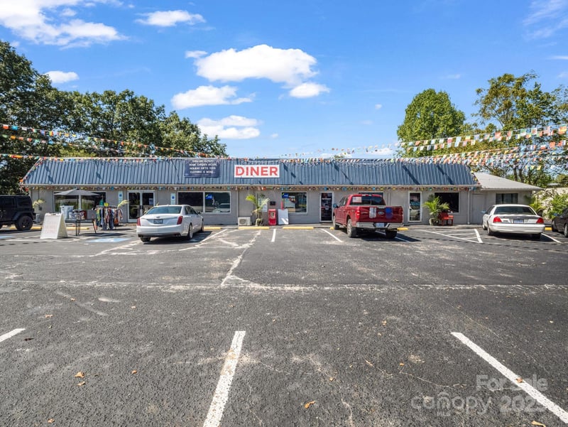 4768 Us 221a Hw, Mooresboro, NC 28114