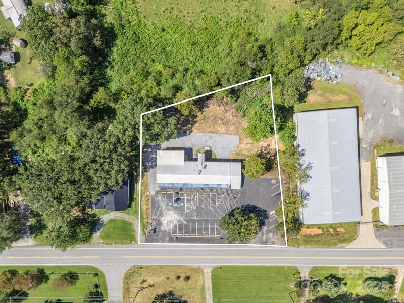 4768 Us 221a Hw, Mooresboro, NC 28114