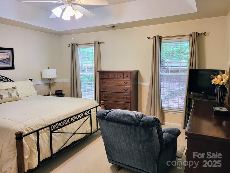 140 Flowering Grove Ln, Mooresville, NC 28115