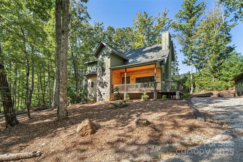 90 Clinchfield Gap Rd, Marion, NC 28752
