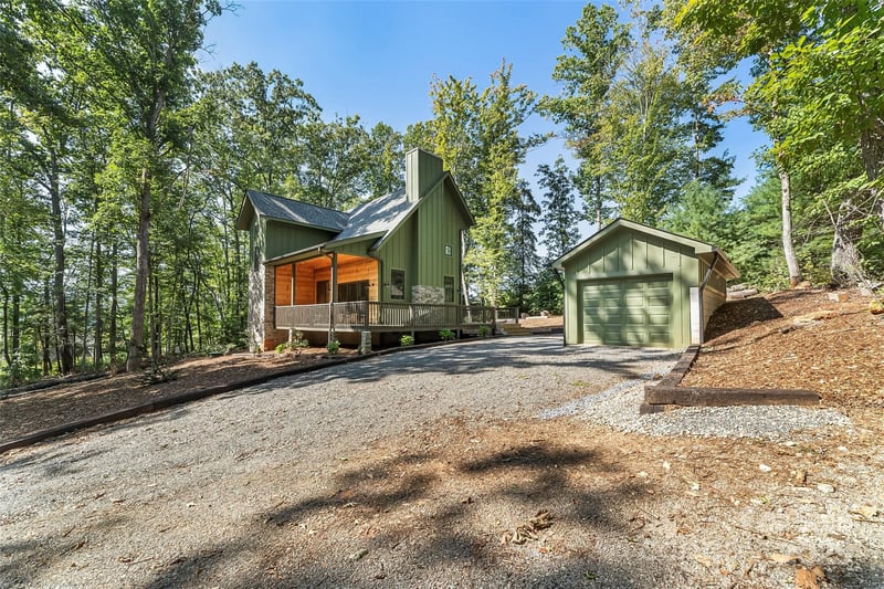 90 Clinchfield Gap Rd, Marion, NC 28752