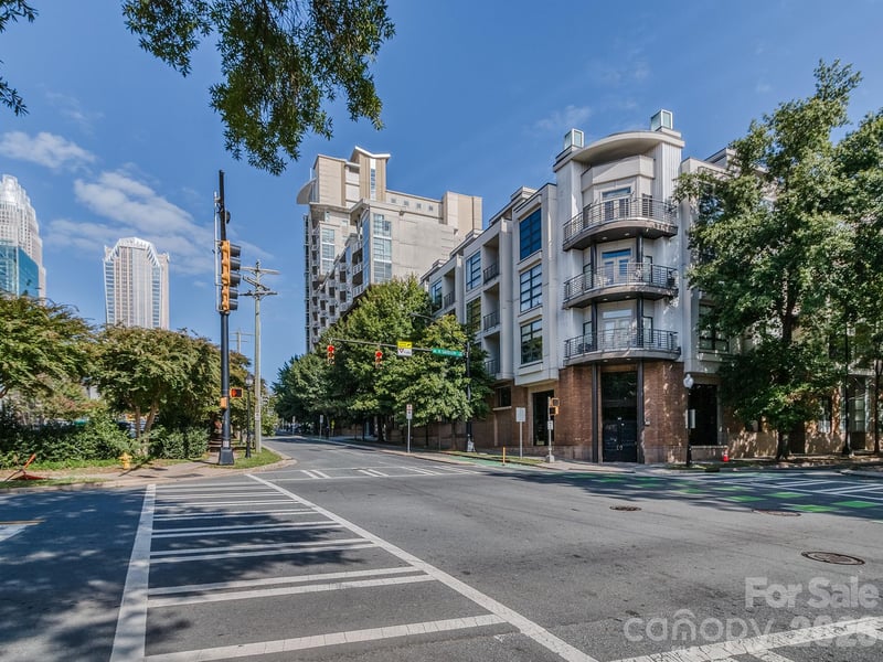 525 Sixth St #407, Charlotte, NC 28202