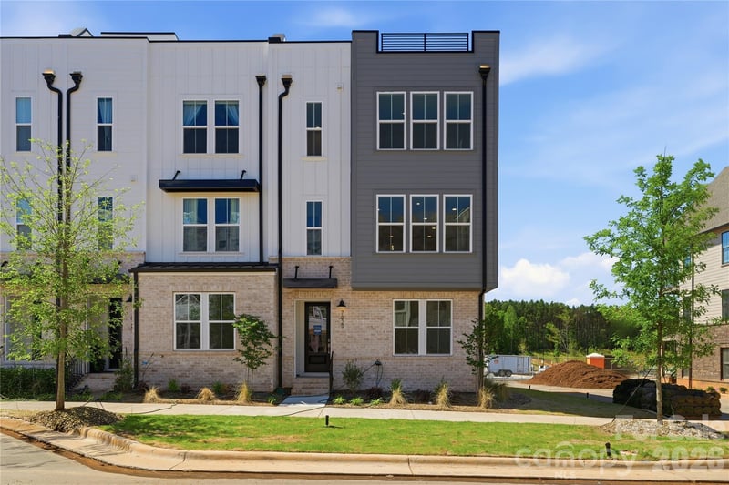 7029 Westrow Ave #107, Charlotte, NC 28278