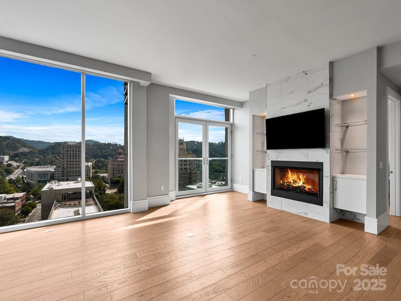 7 Patton Ave #1104, Asheville, NC 28801