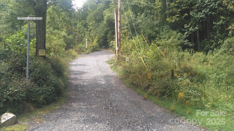 7360 Nc 183 Hw, Newland, NC 28657