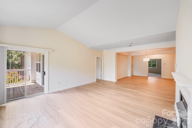 5601 Fairview Rd #10, Charlotte, NC 28209