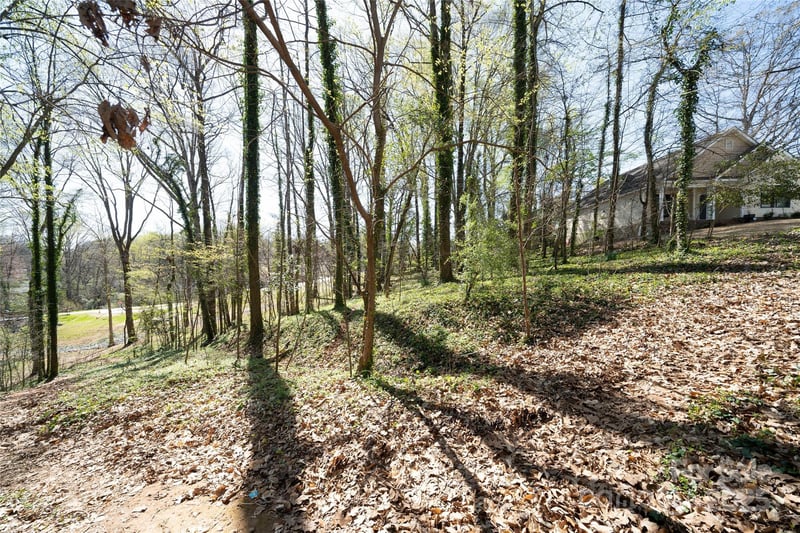 534 Pierson Dr, Charlotte, NC 28205