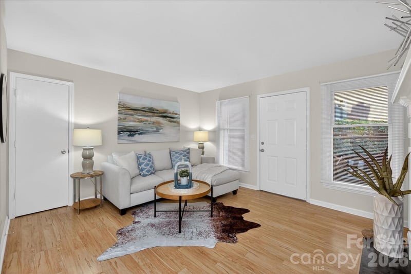 430 Queens Rd #311, Charlotte, NC 28207