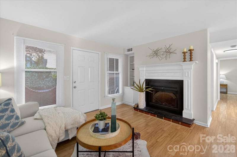 430 Queens Rd #311, Charlotte, NC 28207