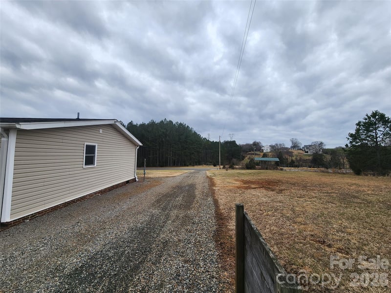 303 Johnson Dairy Rd, Mooresville, NC 28115