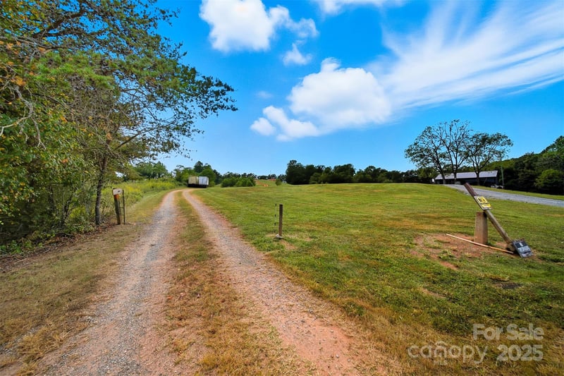 000 Myers Rd, Granite Falls, NC 28630