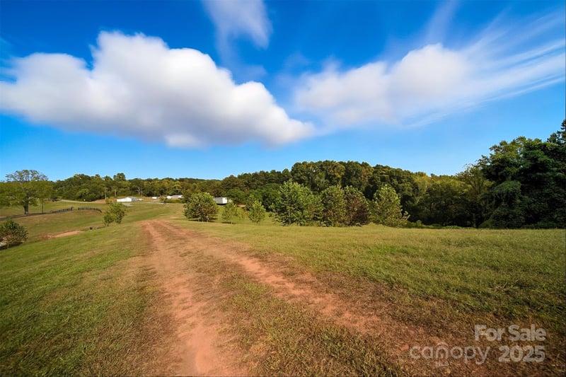 000 Myers Rd, Granite Falls, NC 28630
