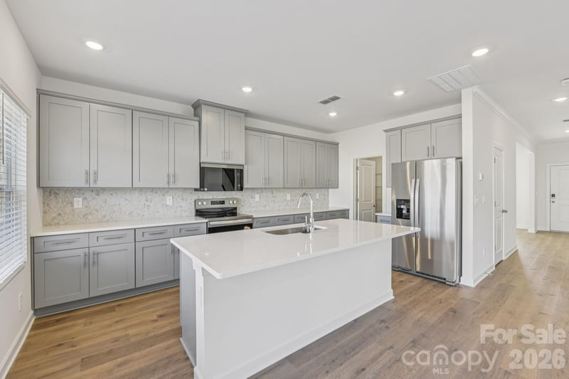 2111 Sunflower Cir, Newton, NC 28658