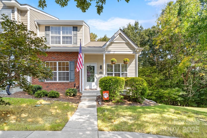 1542 Maypine Commons Way, Rock Hill, SC 29732