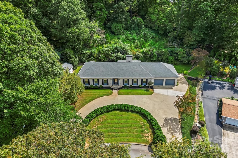 200 Woodland Dr, Marion, NC 28752