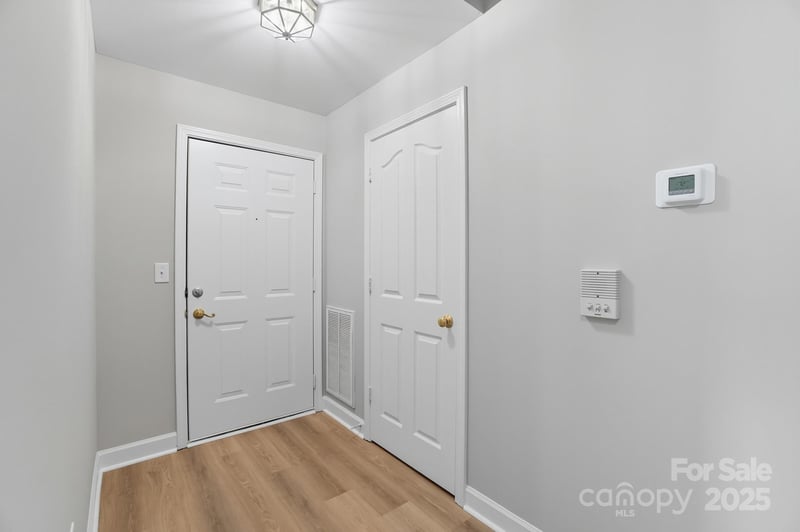 10526 Hill Point Ct, Charlotte, NC 28262