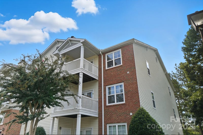 10526 Hill Point Ct, Charlotte, NC 28262