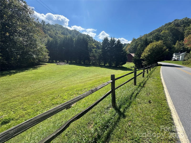 00 Puncheon Fork Rd, Mars Hill, NC 28754