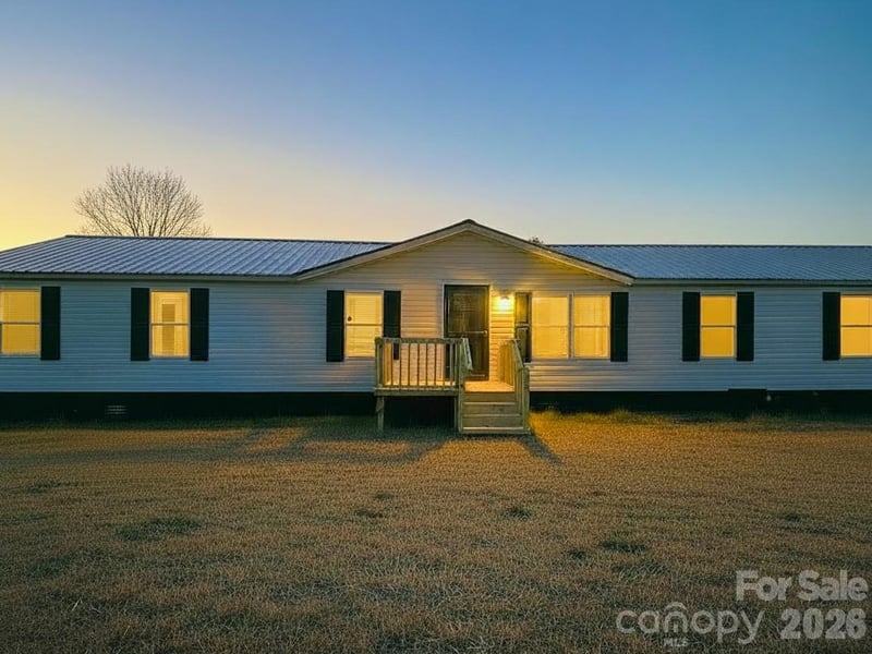 2976 Stephens Rd, Bethune, SC 29009