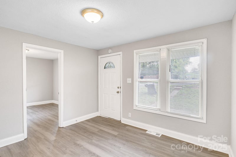 4229 Plato Cir, Charlotte, NC 28208
