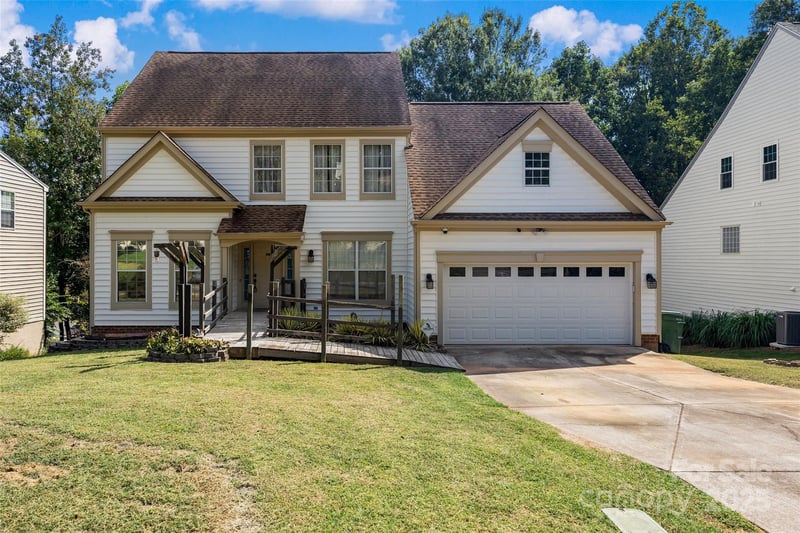 105 Lyman Oak Ct, Fort Mill, SC 29715