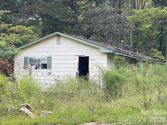 5756 Rumfelt Rd, Stanley, NC 28164