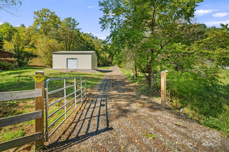 456 - 000 Maney Branch Rd, Burnsville, NC 28714