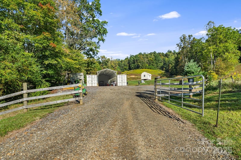 456 - 000 Maney Branch Rd, Burnsville, NC 28714