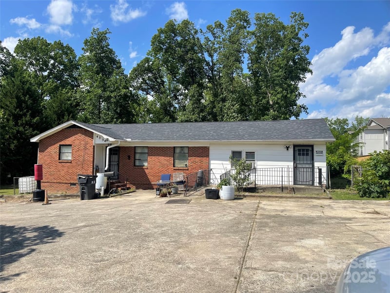 4334 Denver Ave, Charlotte, NC 28208