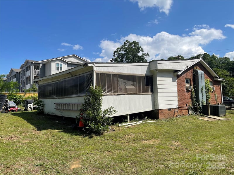 4334 Denver Ave, Charlotte, NC 28208