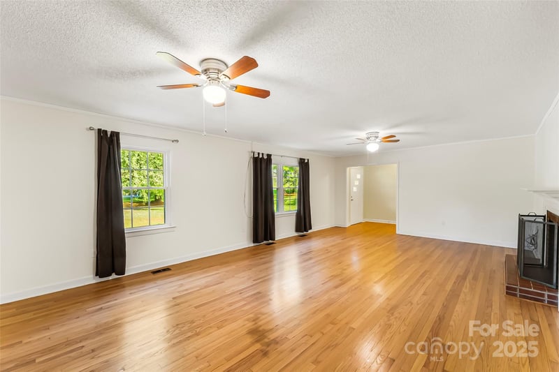 5325 Us 70 Hw, Marion, NC 28752